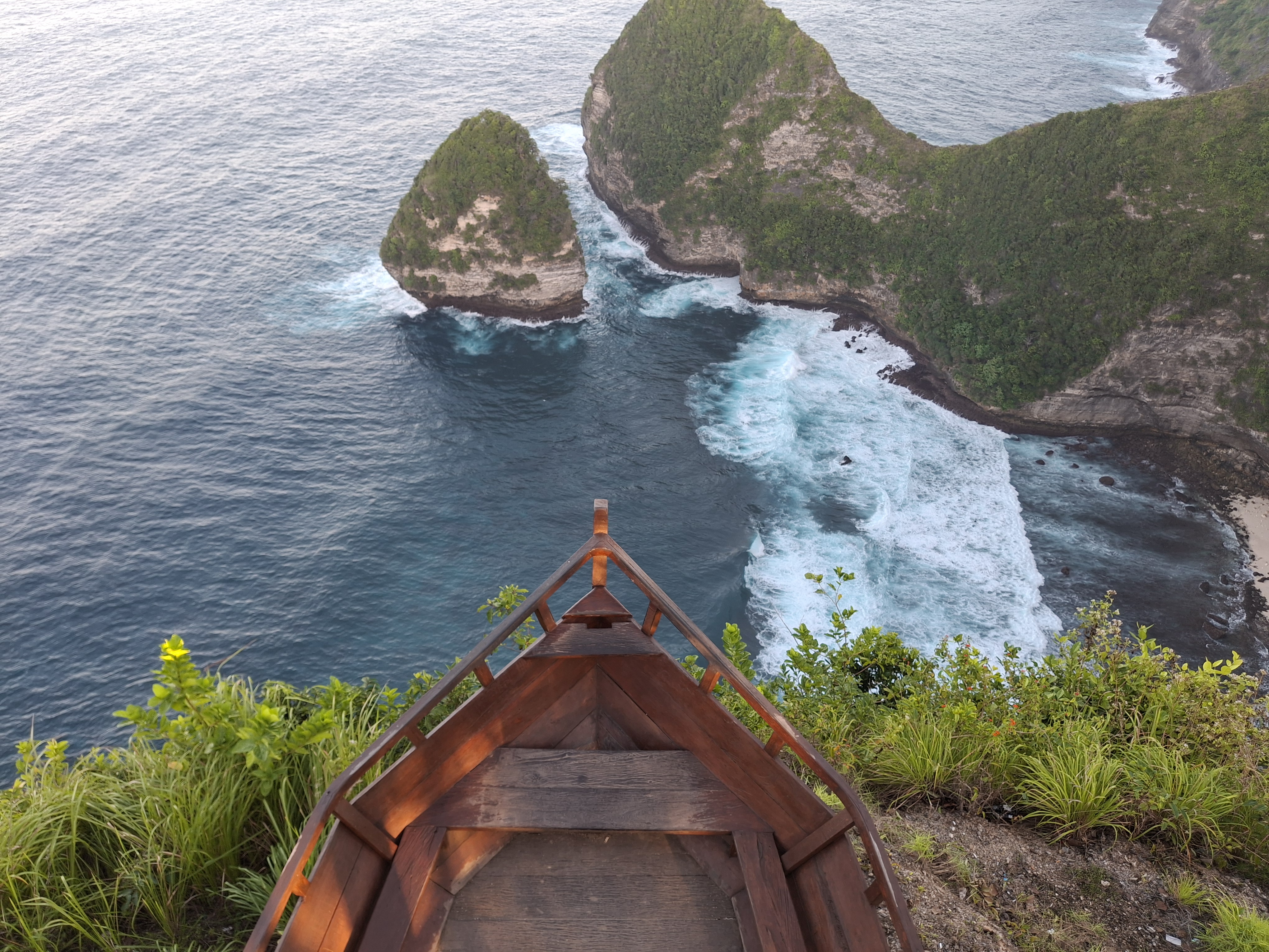 Paluang Cliff
